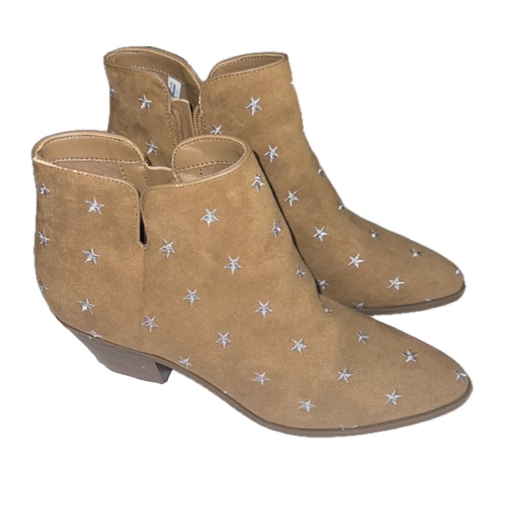 Madewell like- Suede Beige Star Ankle Boots